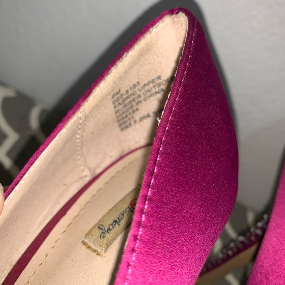 Isenboye Pink satin jeweled high heel shoes - Picture 6 of 8